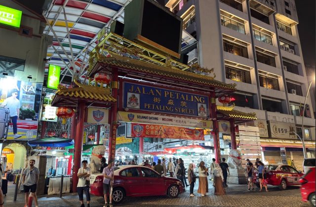 Petaling Street Market: The Pulsing Street Bazaar